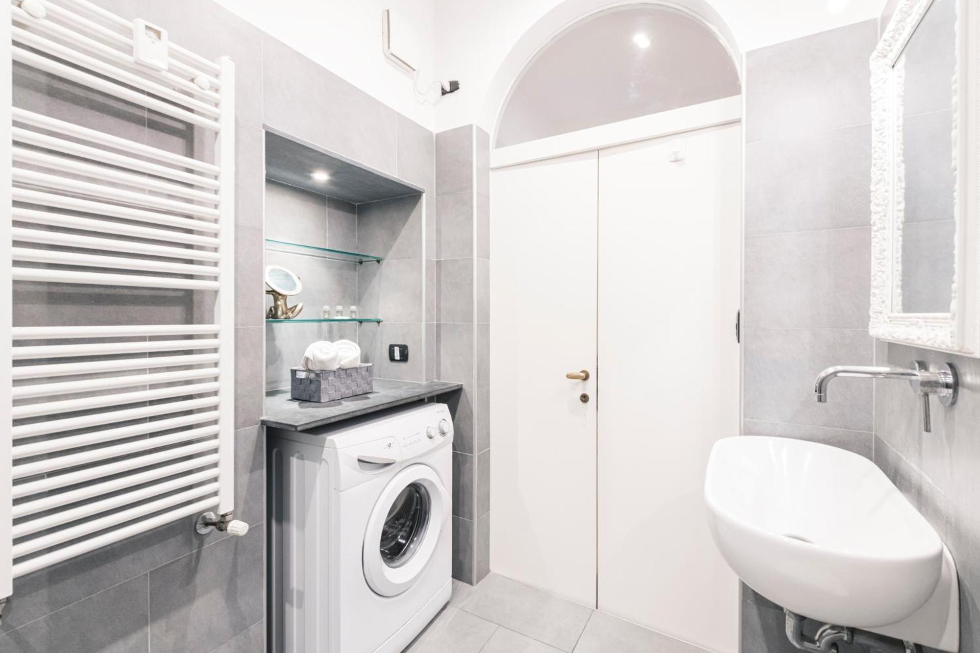 Easylife - Spacious Apartment On The First Floor In The Gae Aulenti Area Milano Esterno foto